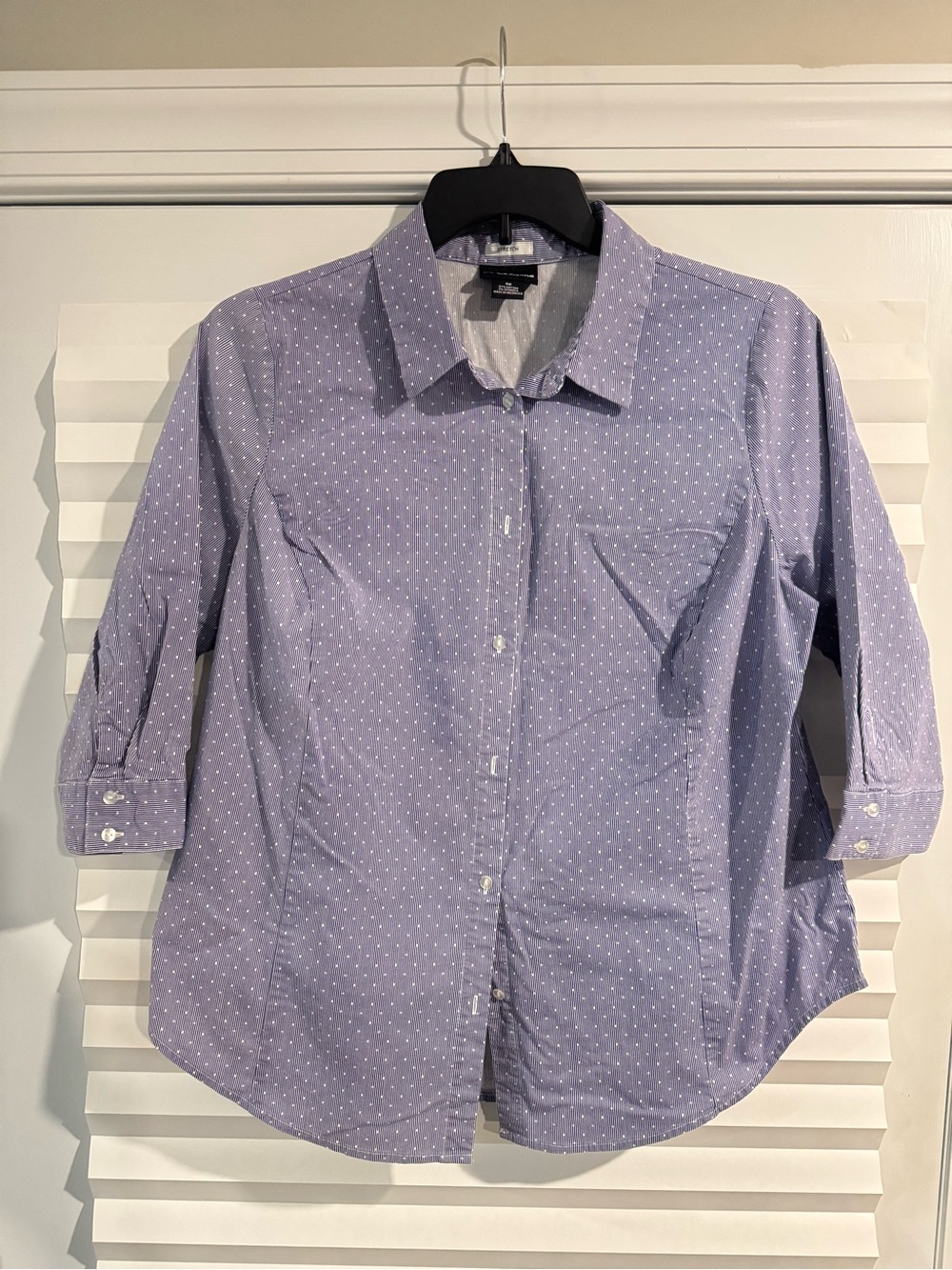 Liz Claiborne Lavender Dot Button-Front Shirt